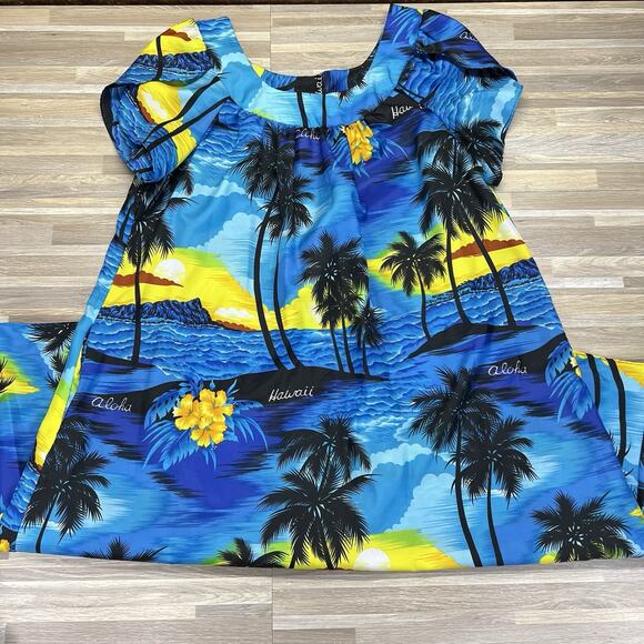Vintage Royal Creations Made In Hawaii Dress Size Medium - M203 - Picture 1 of 6